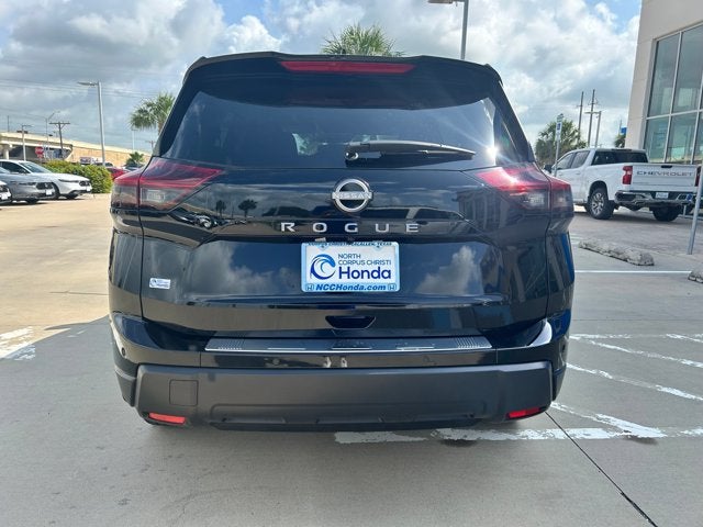 2026 Nissan Rogue — detail view
